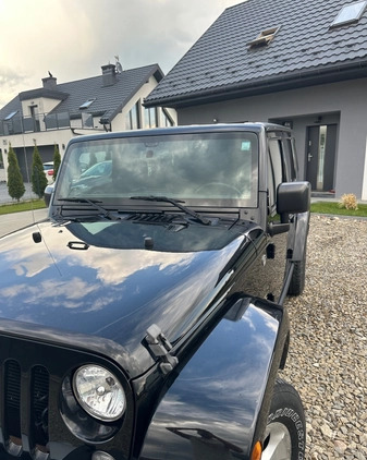 Jeep Wrangler cena 129900 przebieg: 82000, rok produkcji 2015 z Drzewica małe 742